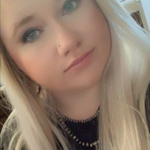 Meet your Posher, Rachele